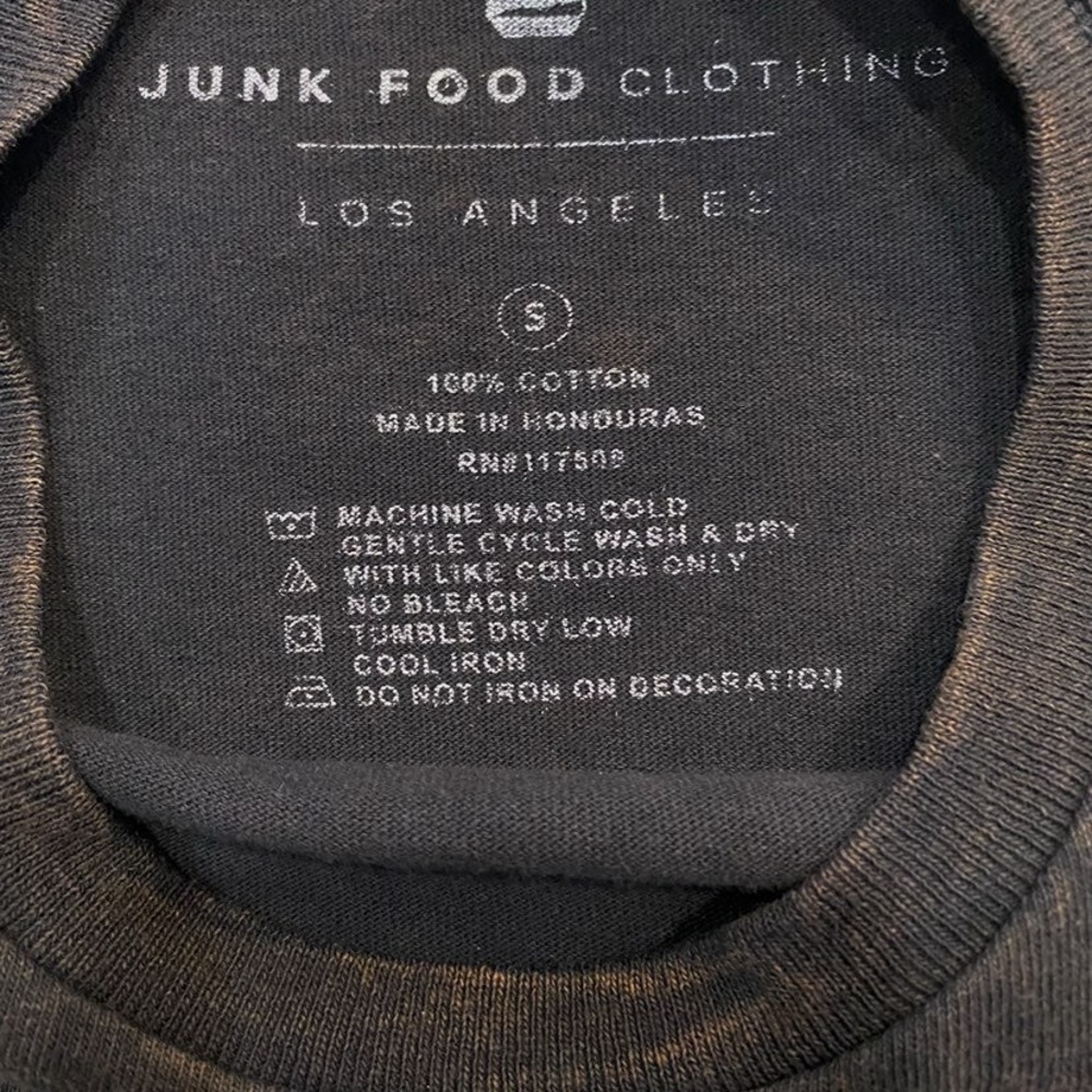 Junk Food Clothing Pink Floyd Long Sleeve Graphic Tee Vintage NWT - Picture 10 of 11